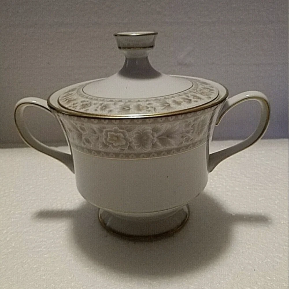 Sango China Japan Honey 'N Rice #3767 Sugar Bowl with Lid 1960s